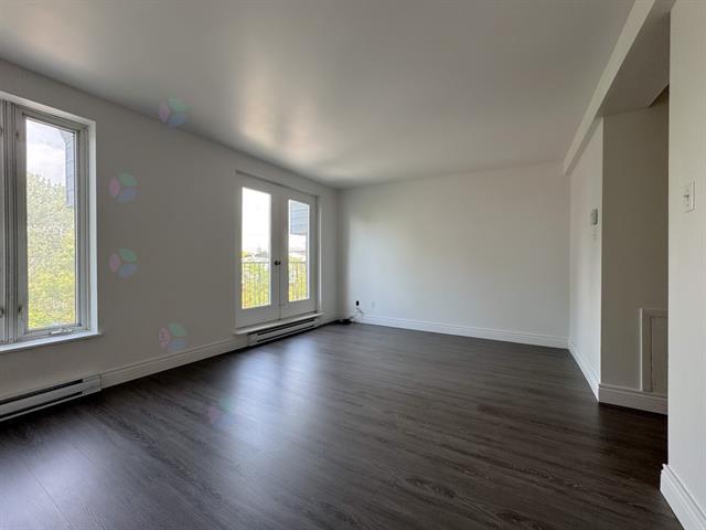 3986 Rue De Bullion Property Photo 5