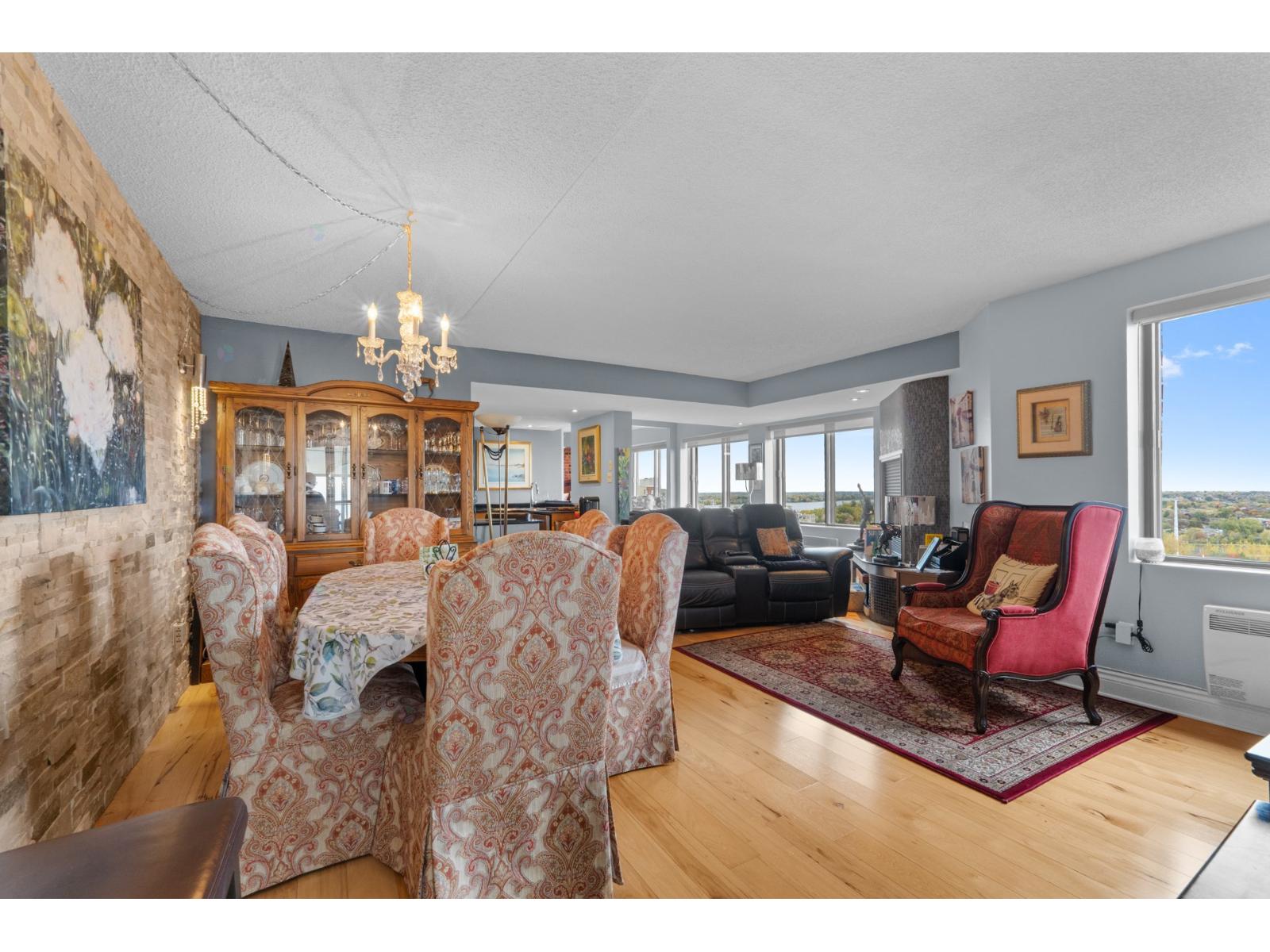 6900 Boul. Gouin E., #1905 Property Photo 11