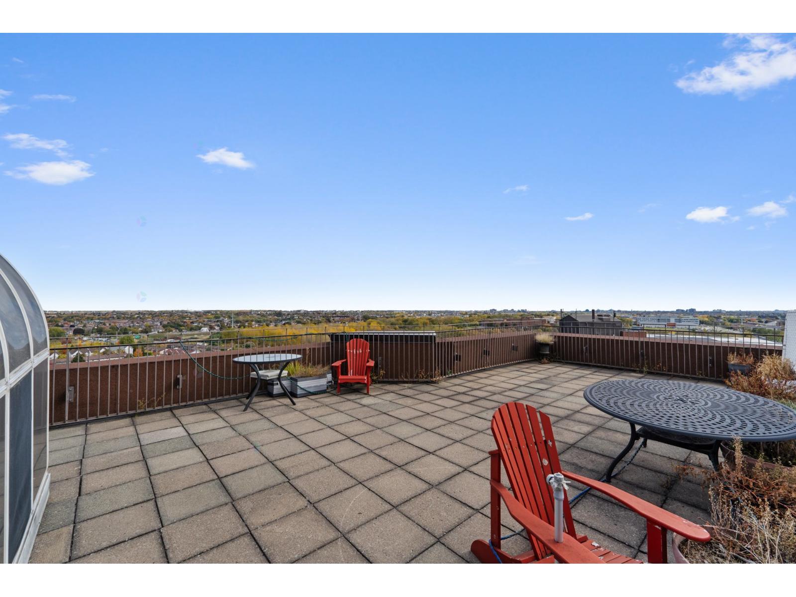 6900 Boul. Gouin E., #1905 Property Photo 17