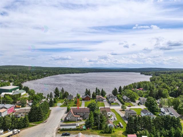 138Z Ch. Des Bois-Francs Property Photo 1