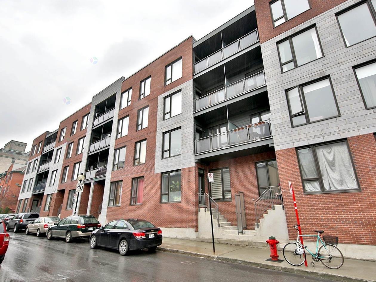1055 Rue De La Gauchetière E., #221