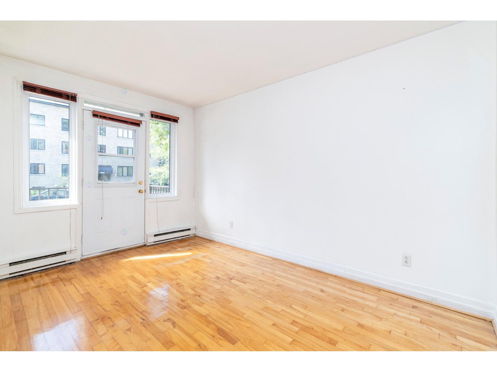 5835 Place Decelles, #6 Property Photo 10