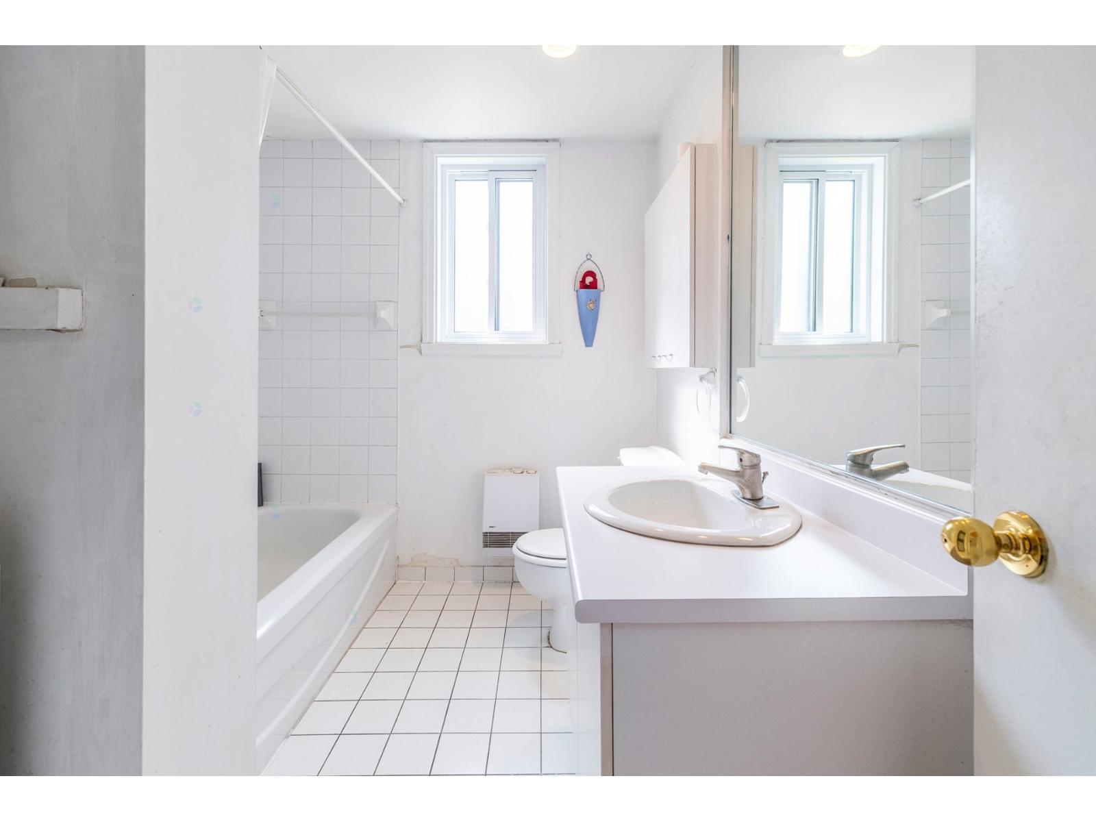 5835 Place Decelles, #6 Property Photo 13
