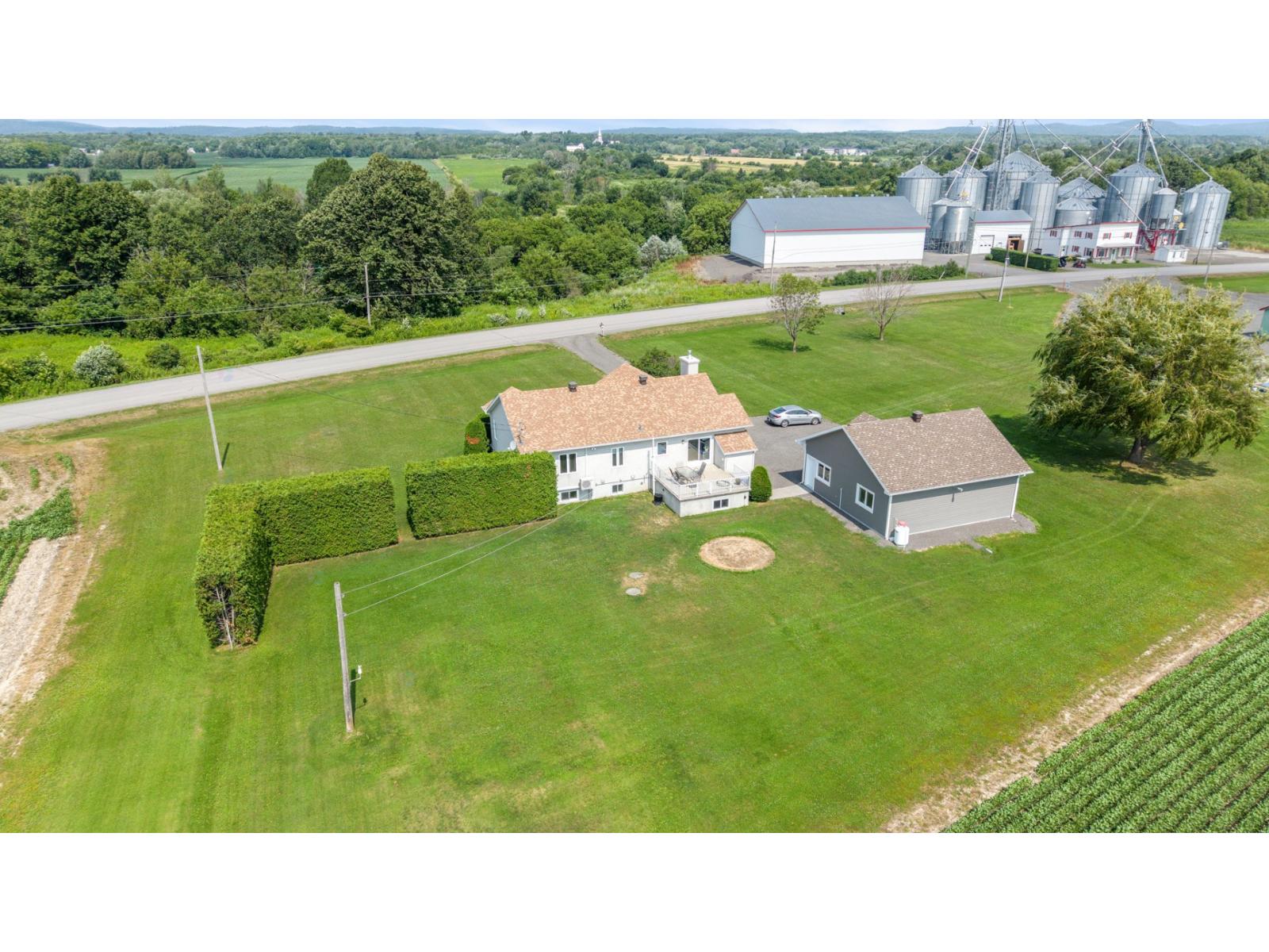 640-651z 4e Rang O. Property Photo 28