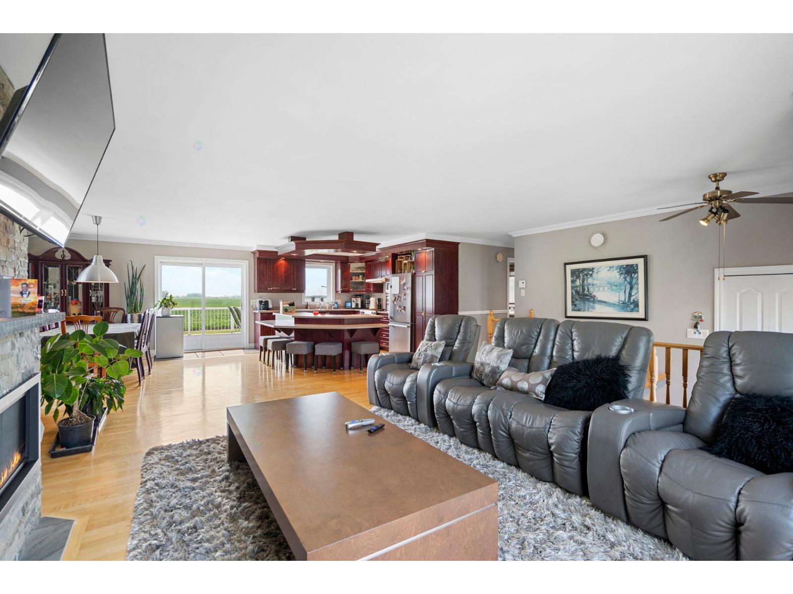 640-651z 4e Rang O. Property Photo 33