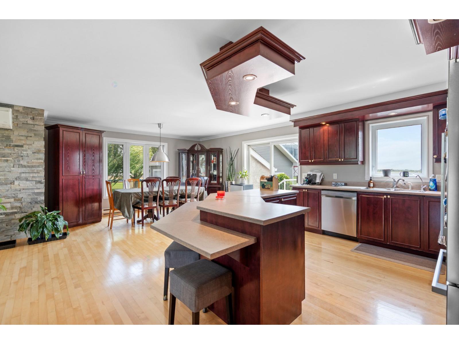 640-651z 4e Rang O. Property Photo 34