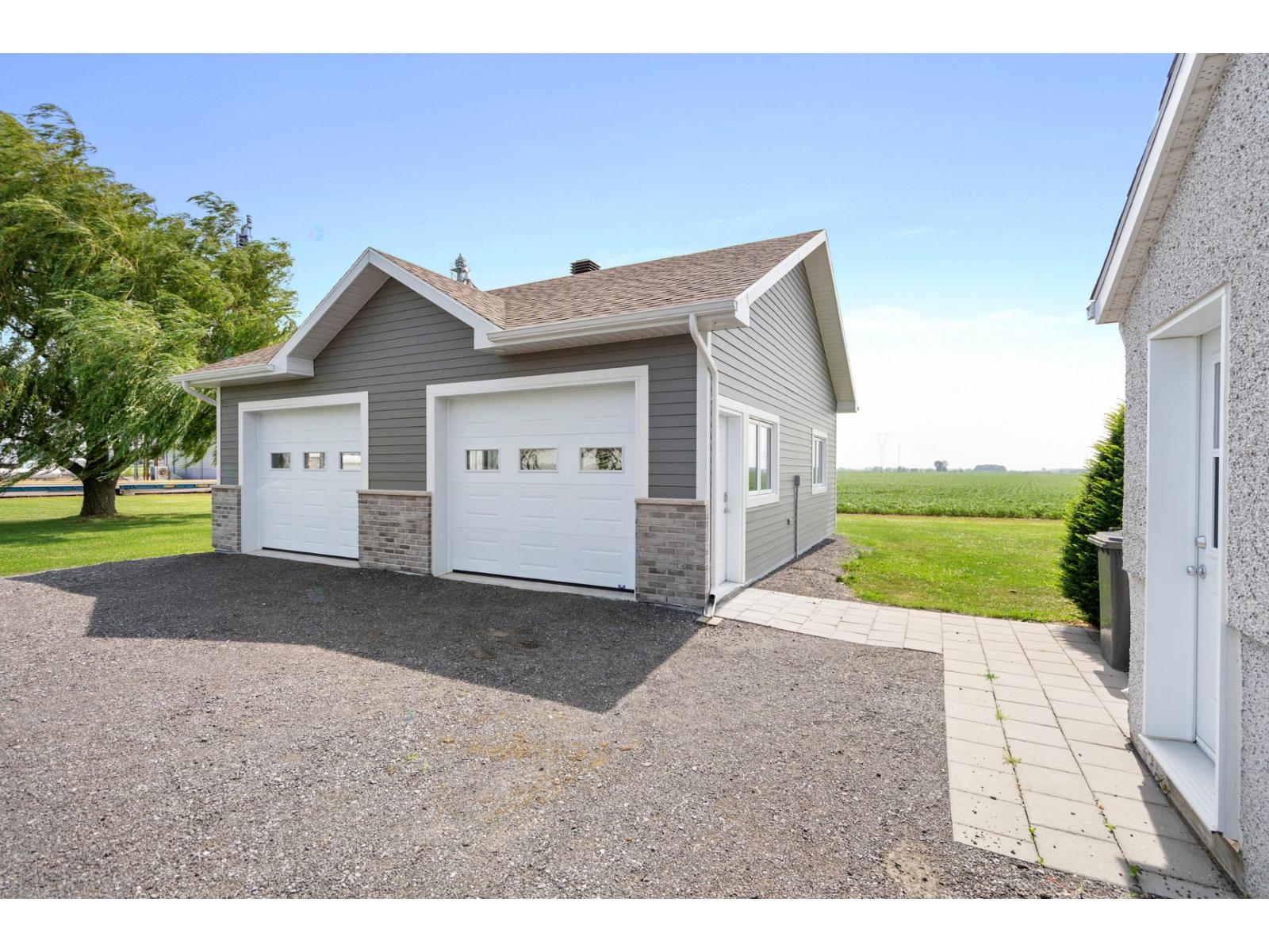 640-651z 4e Rang O. Property Photo 42