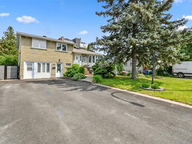 2305 Rue Fernand Property Photo 1