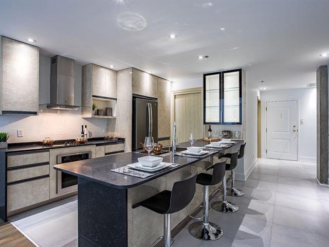 5167 Rue Sherbrooke O., #203 Property Photo 2