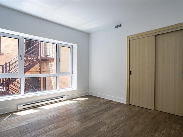 5167 Rue Sherbrooke O., #203 Property Photo 8