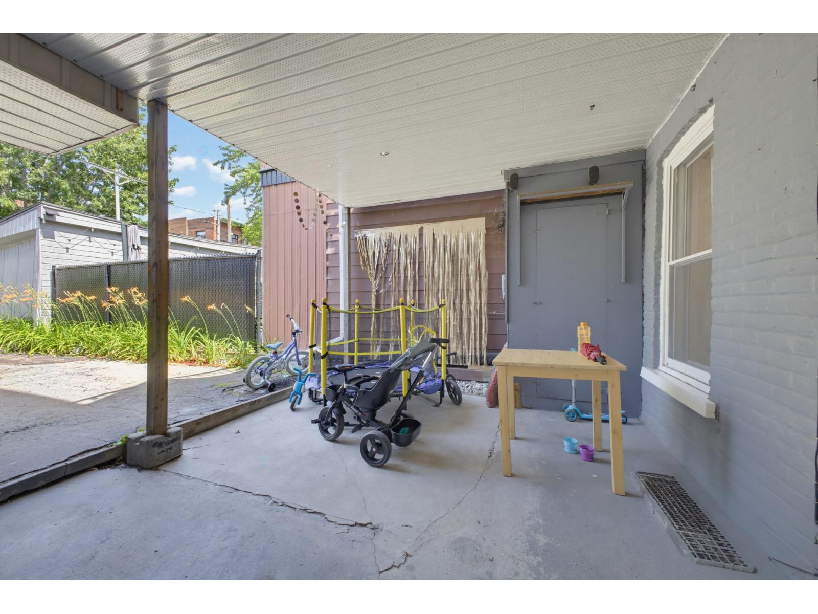 2831-2833 Rue Dickson Property Photo 12
