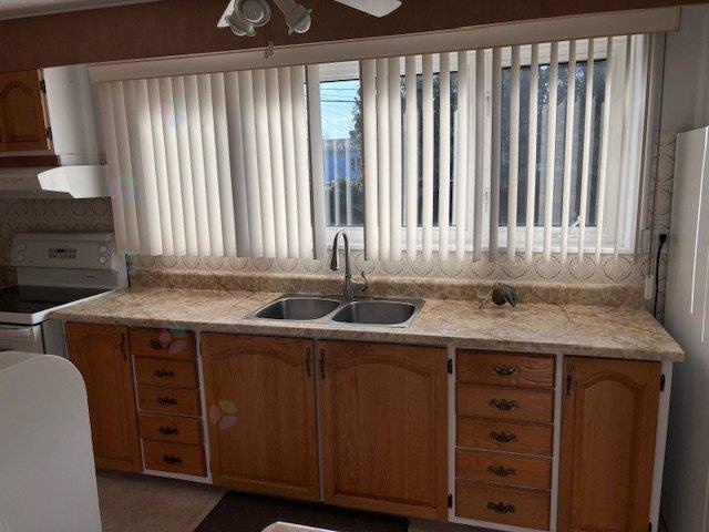 1380 Rue Centrale Property Photo 5