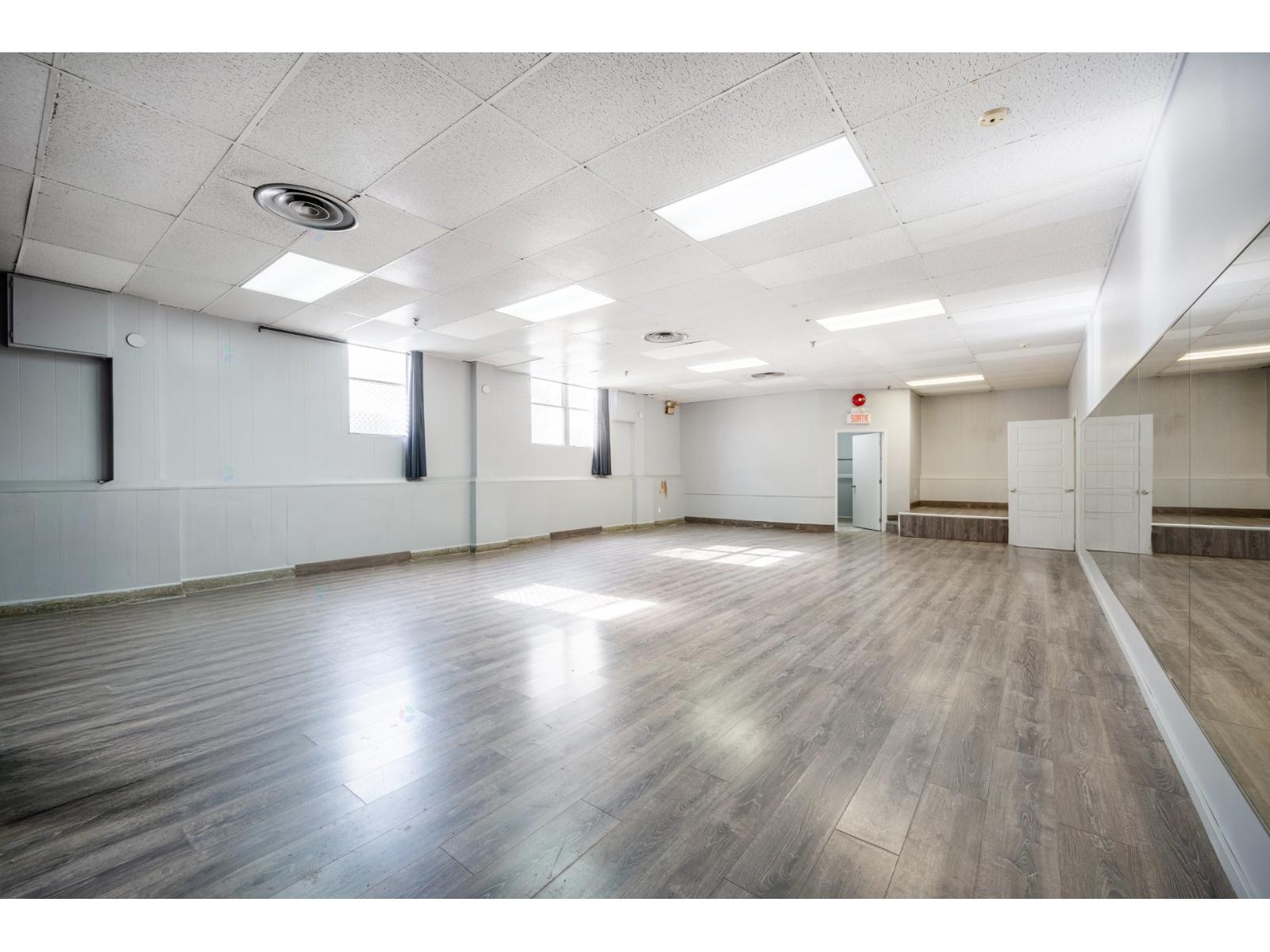 663 2e Avenue Property Photo 11