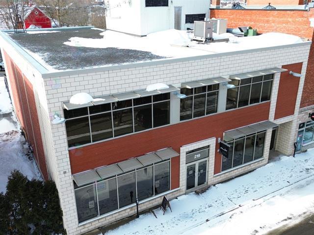 219 Rue Heriot, #b Property Photo 9