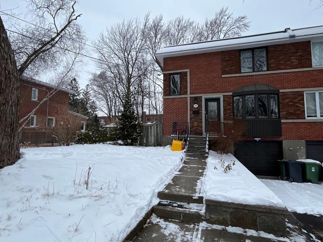 5265 Av. De Mayfair Property Photo 1