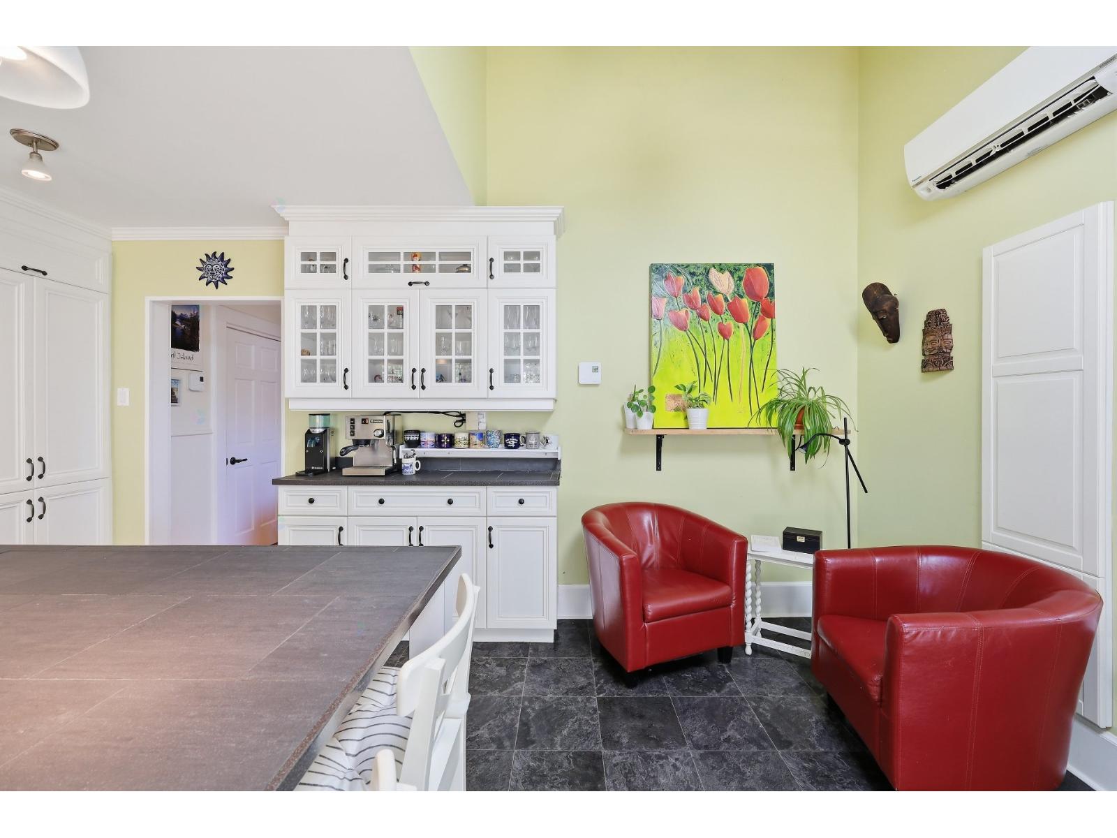 32 Rue Maden Property Photo 12