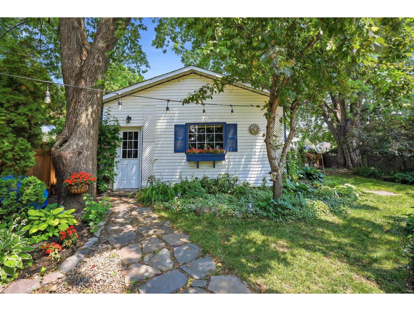 32 Rue Maden Property Photo 21
