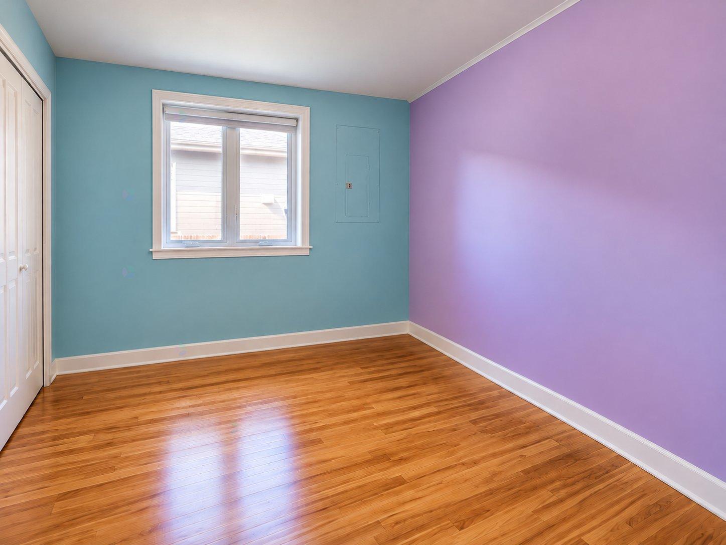 54 32e Avenue Property Photo 21