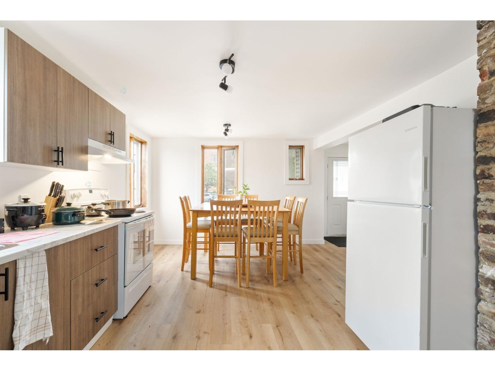 831 Rue Bellefeuille Property Photo 3