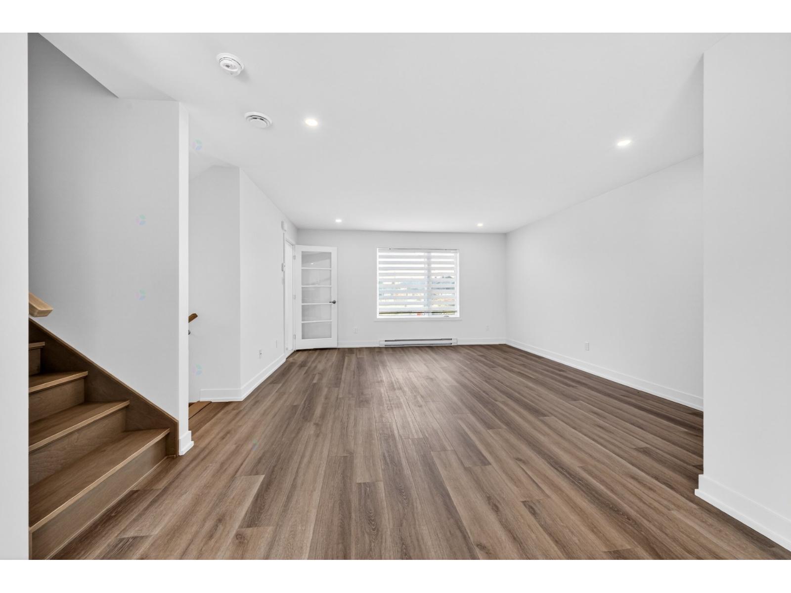74 Rue Des Ormes Property Photo 6