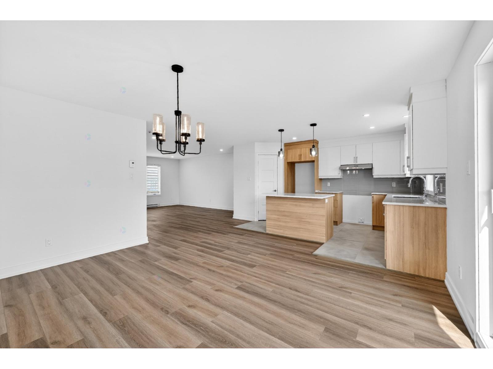 74 Rue Des Ormes Property Photo 10