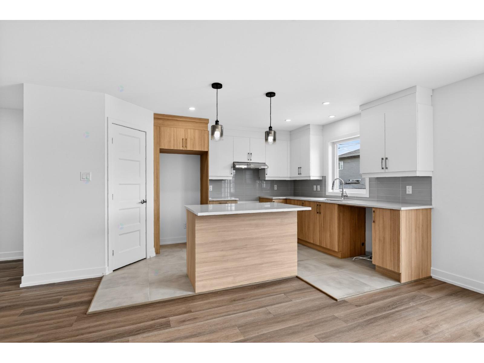 74 Rue Des Ormes Property Photo 11