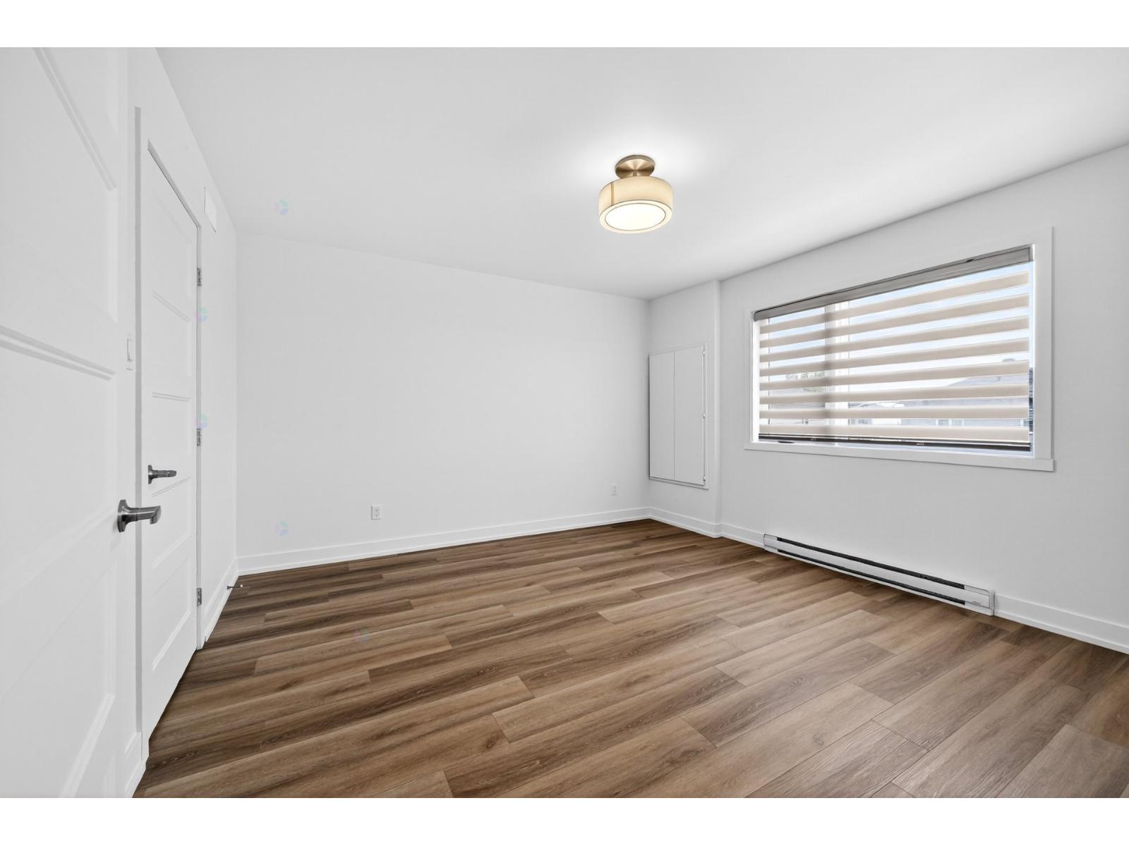 74 Rue Des Ormes Property Photo 13