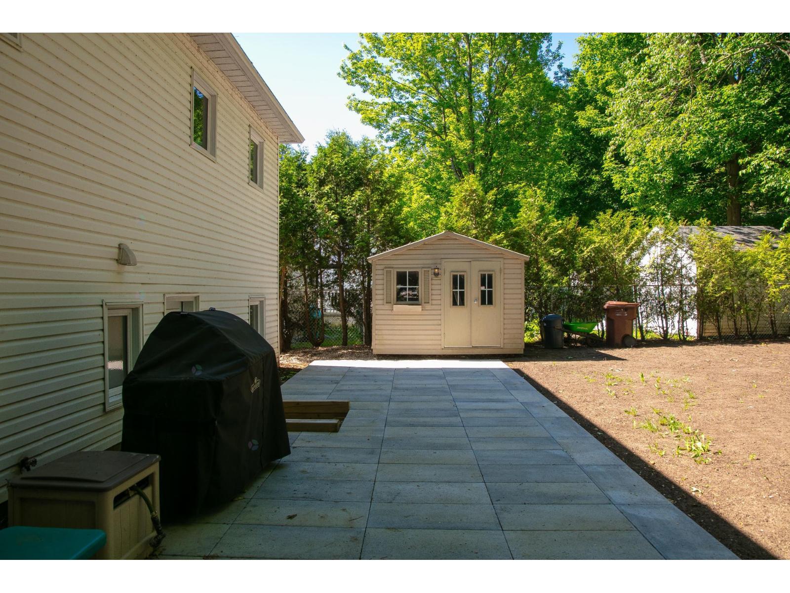 305 Rue Demers Property Photo 32