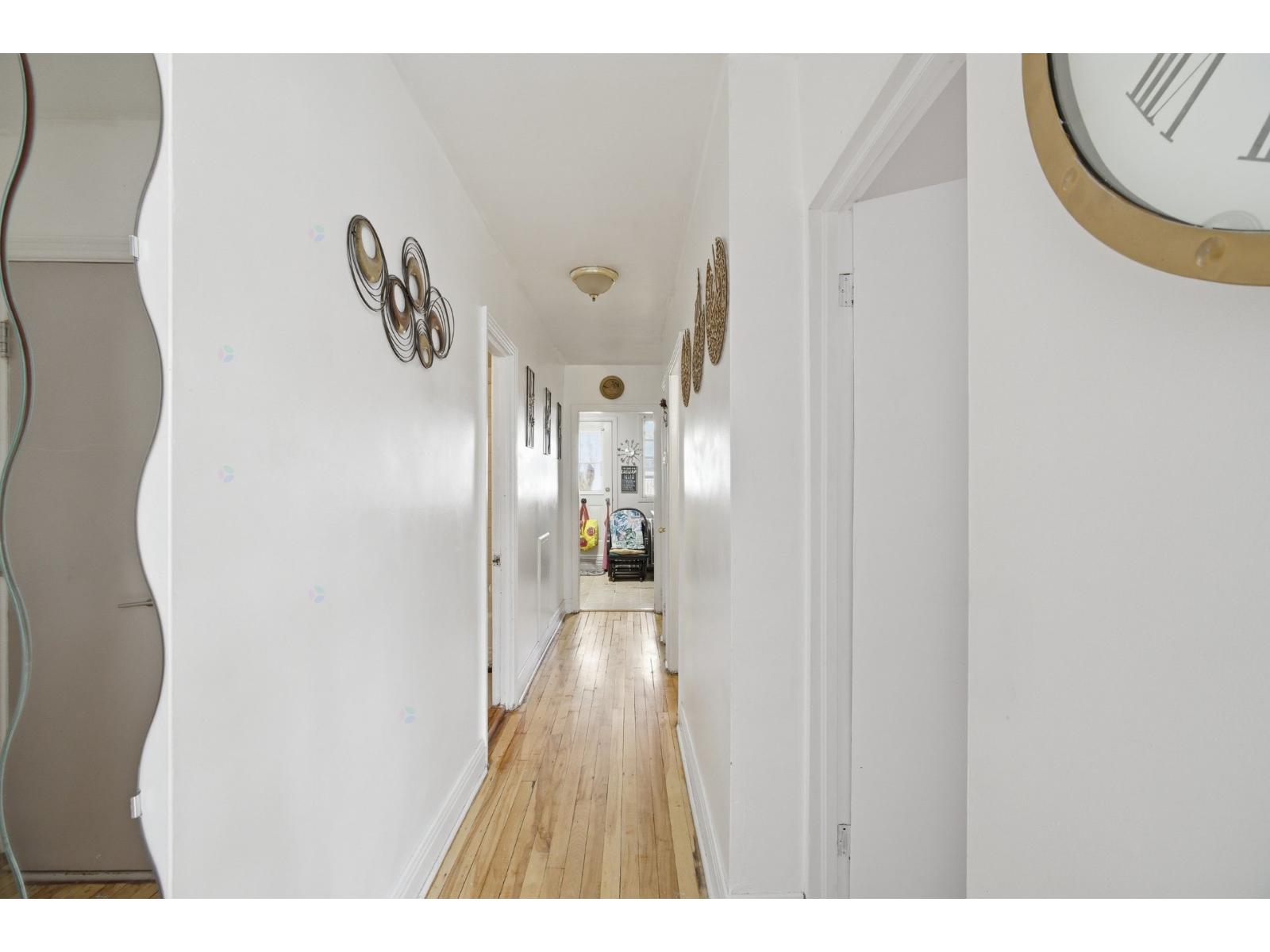 5265-5267 Av. Connaught Property Photo 5