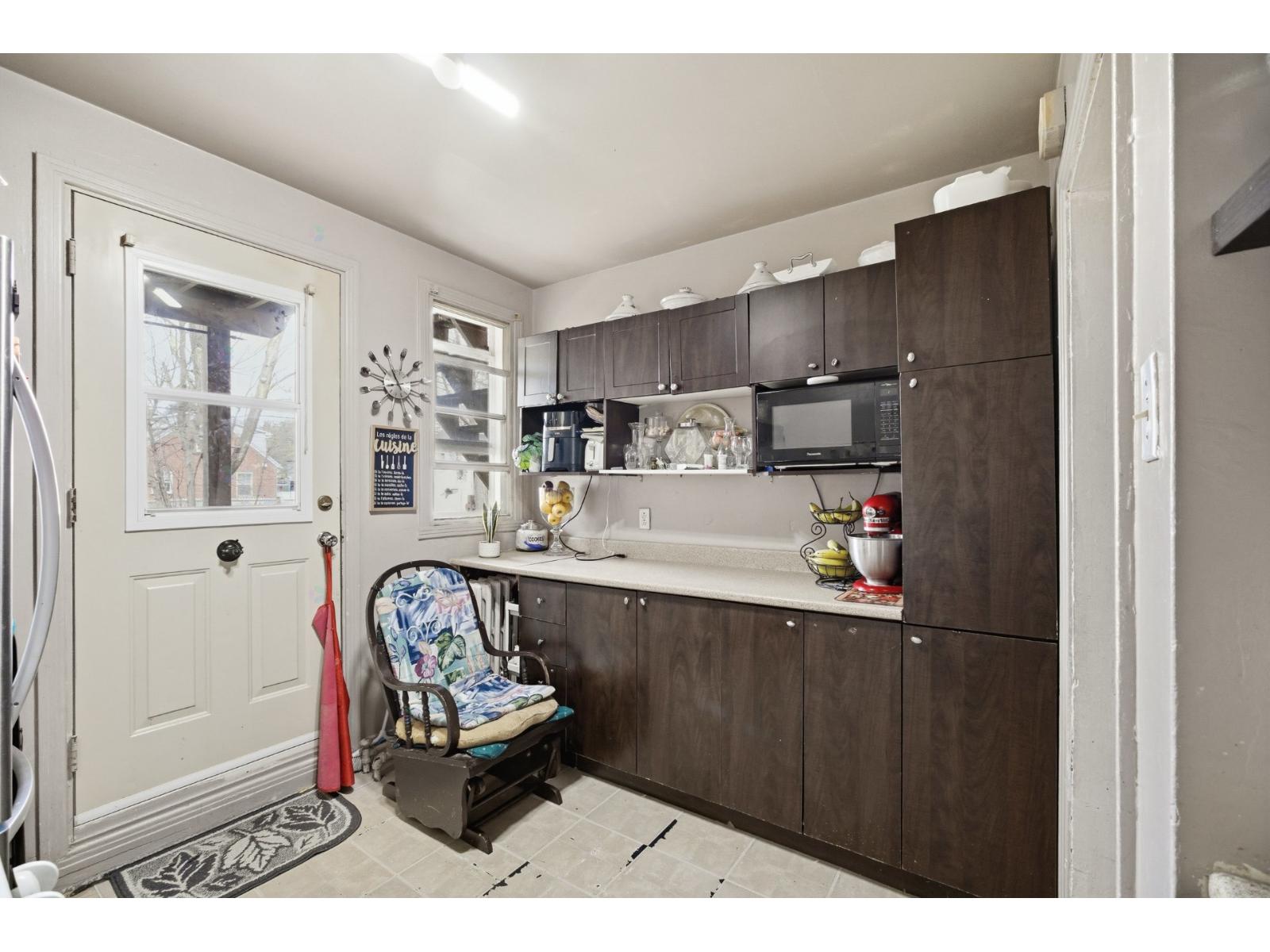 5265-5267 Av. Connaught Property Photo 13