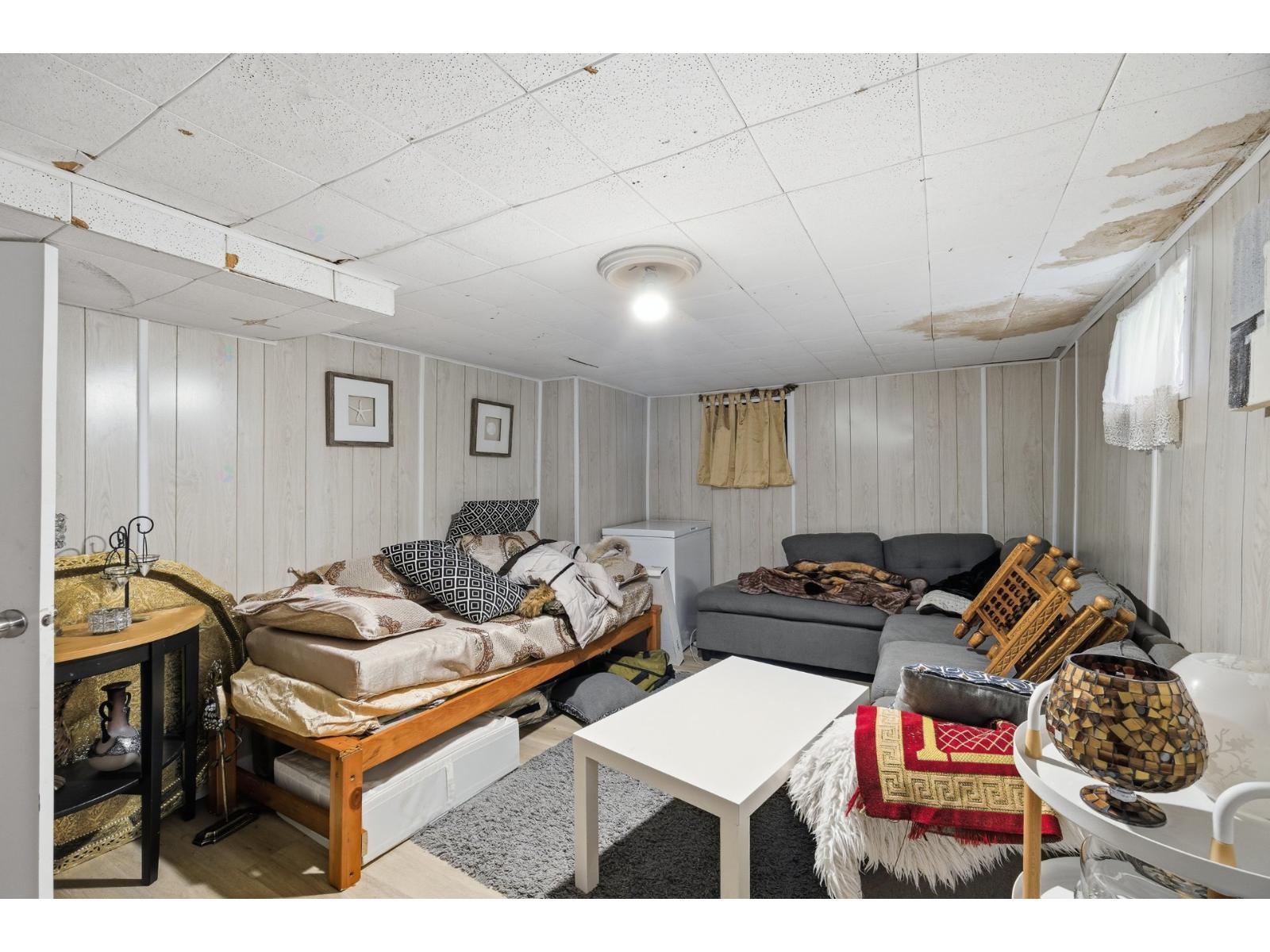 5265-5267 Av. Connaught Property Photo 16