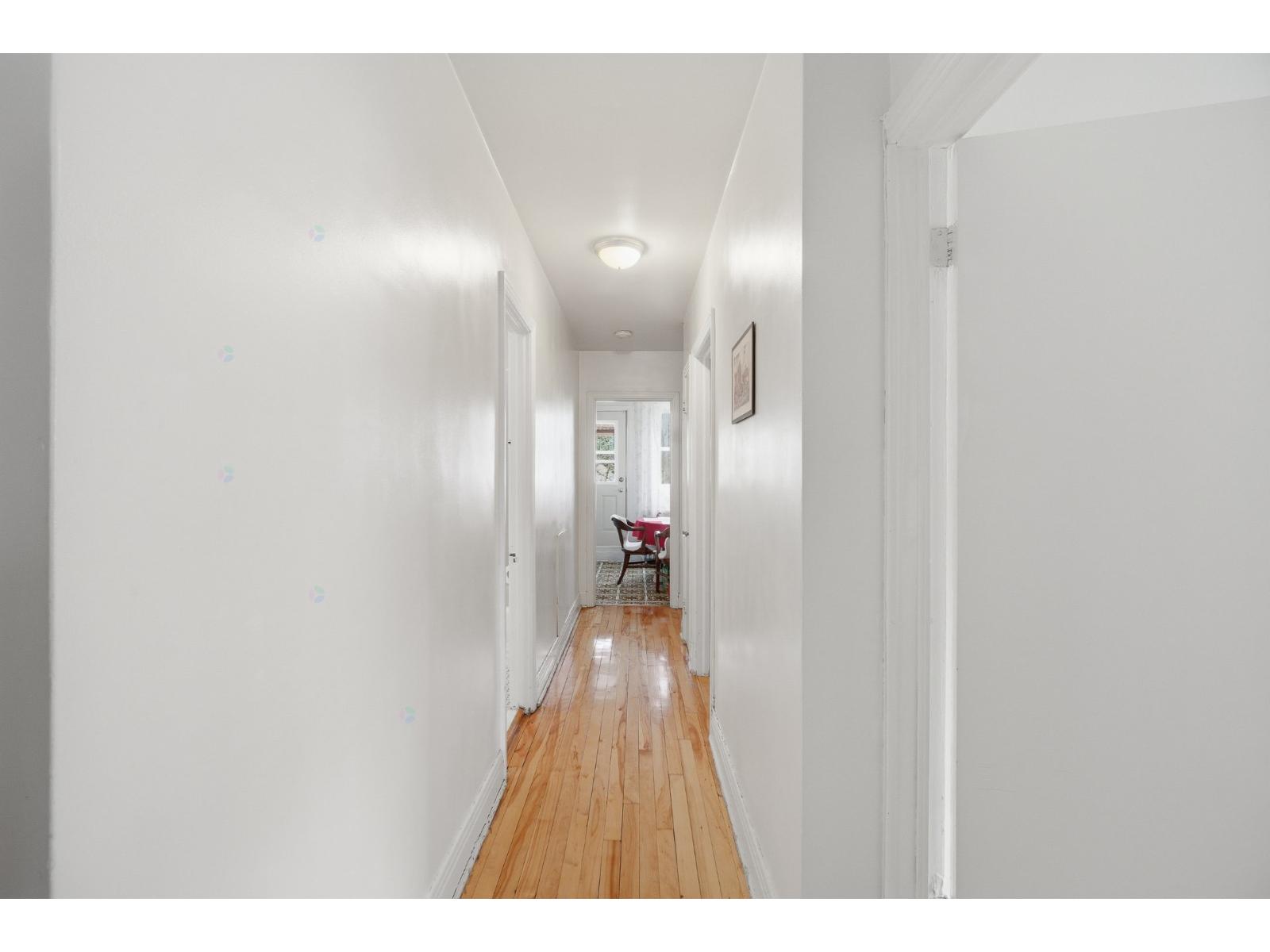 5265-5267 Av. Connaught Property Photo 20