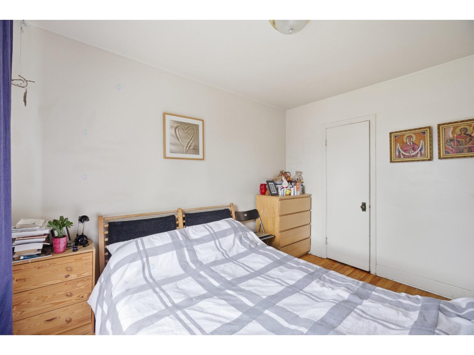 5265-5267 Av. Connaught Property Photo 24