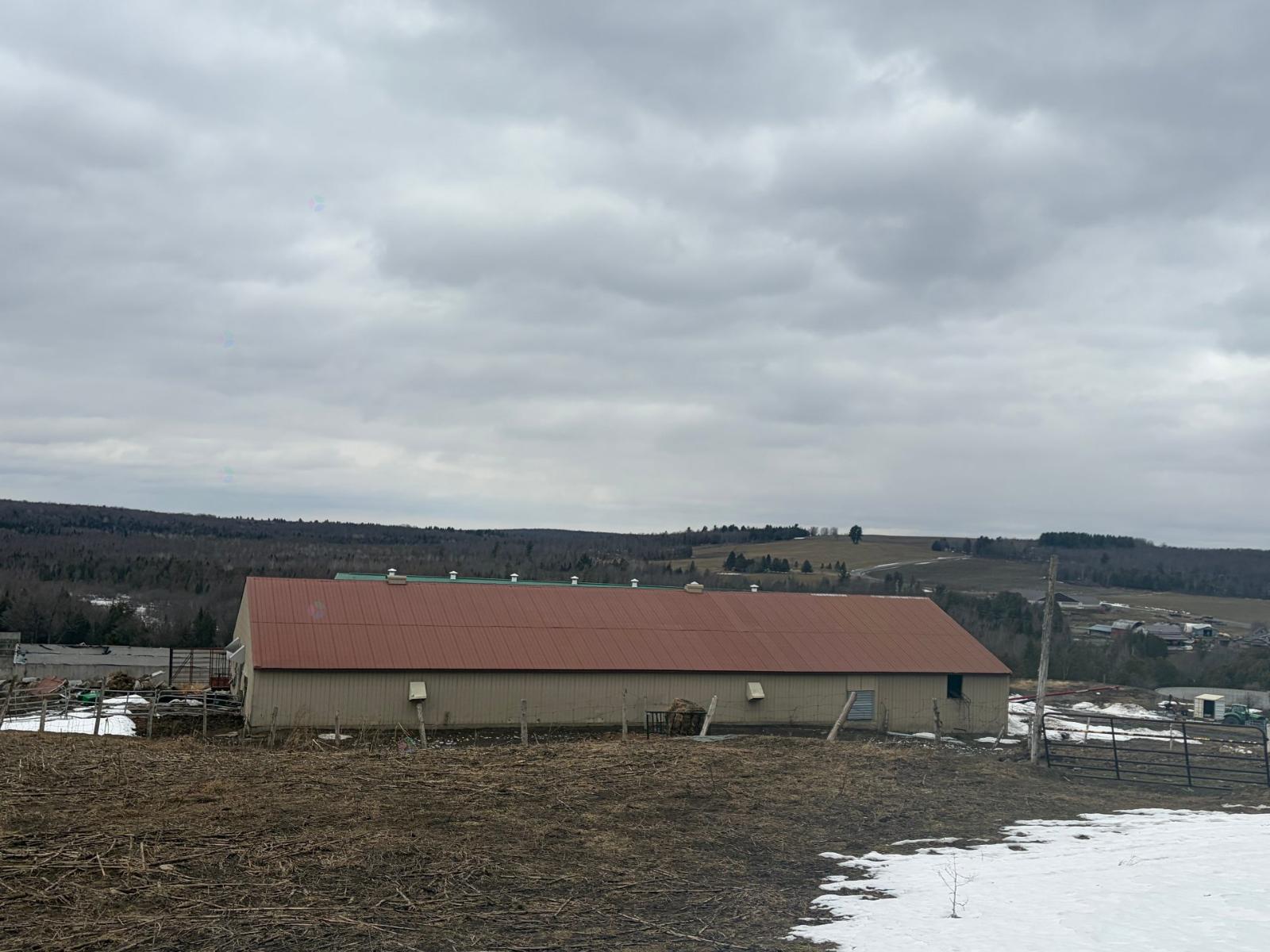 7230 Ch. Roberge Property Photo 3