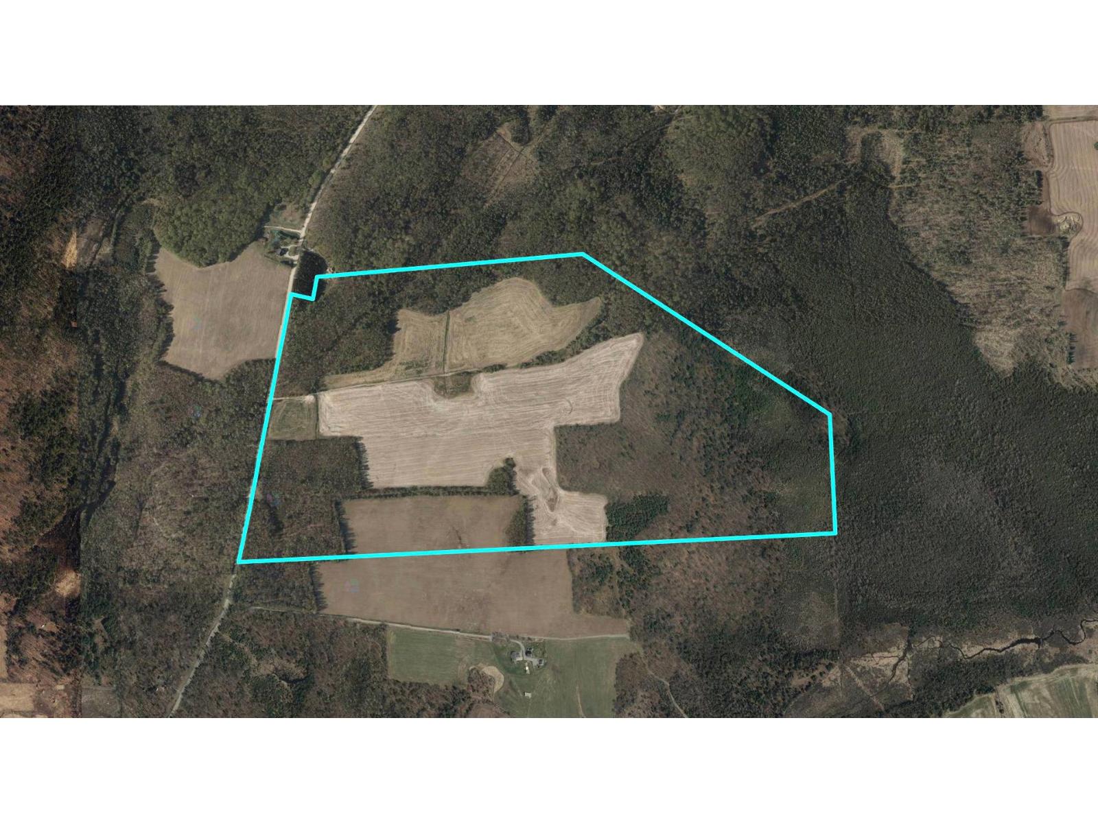 7230 Ch. Roberge Property Photo 7