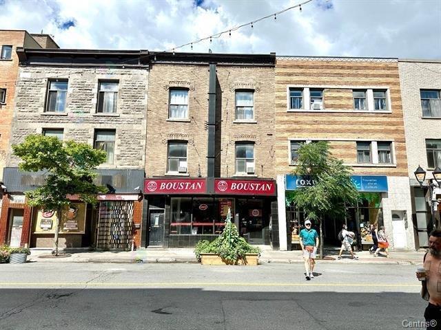 3411-3417 Rue Ontario E. Property Photo 1
