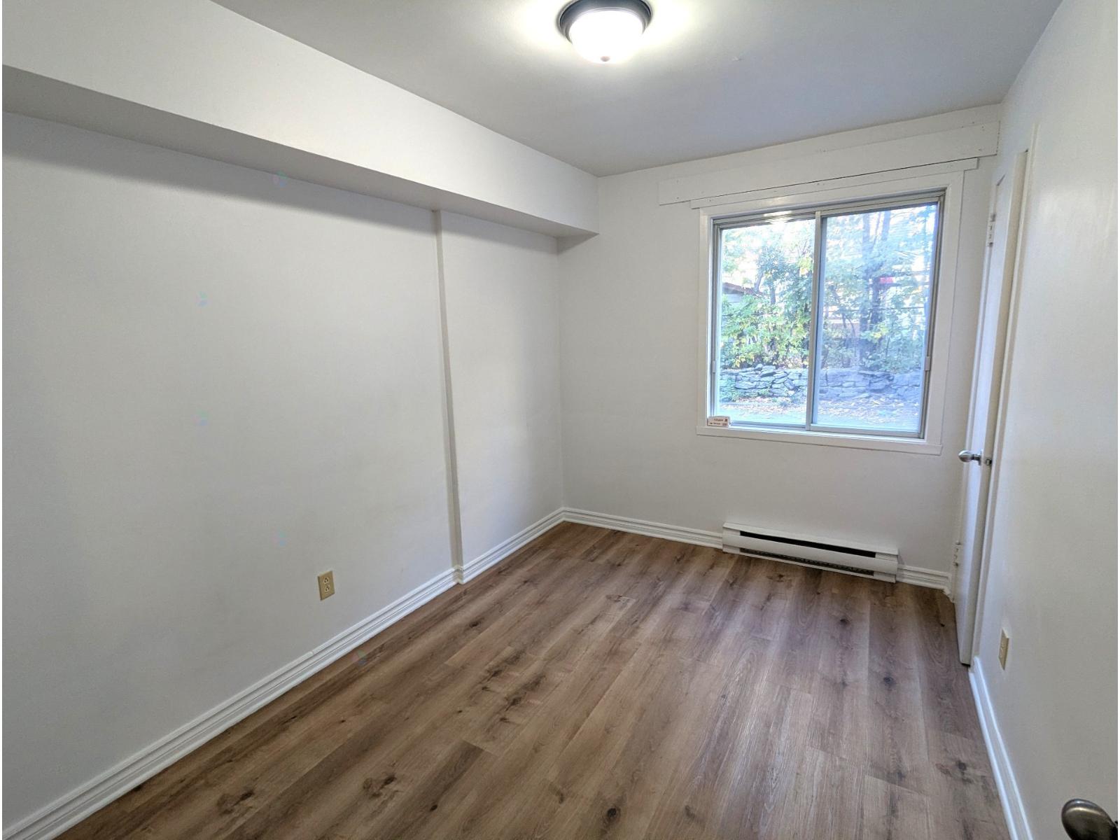 8291 Boul. Pie-ix Property Photo 10