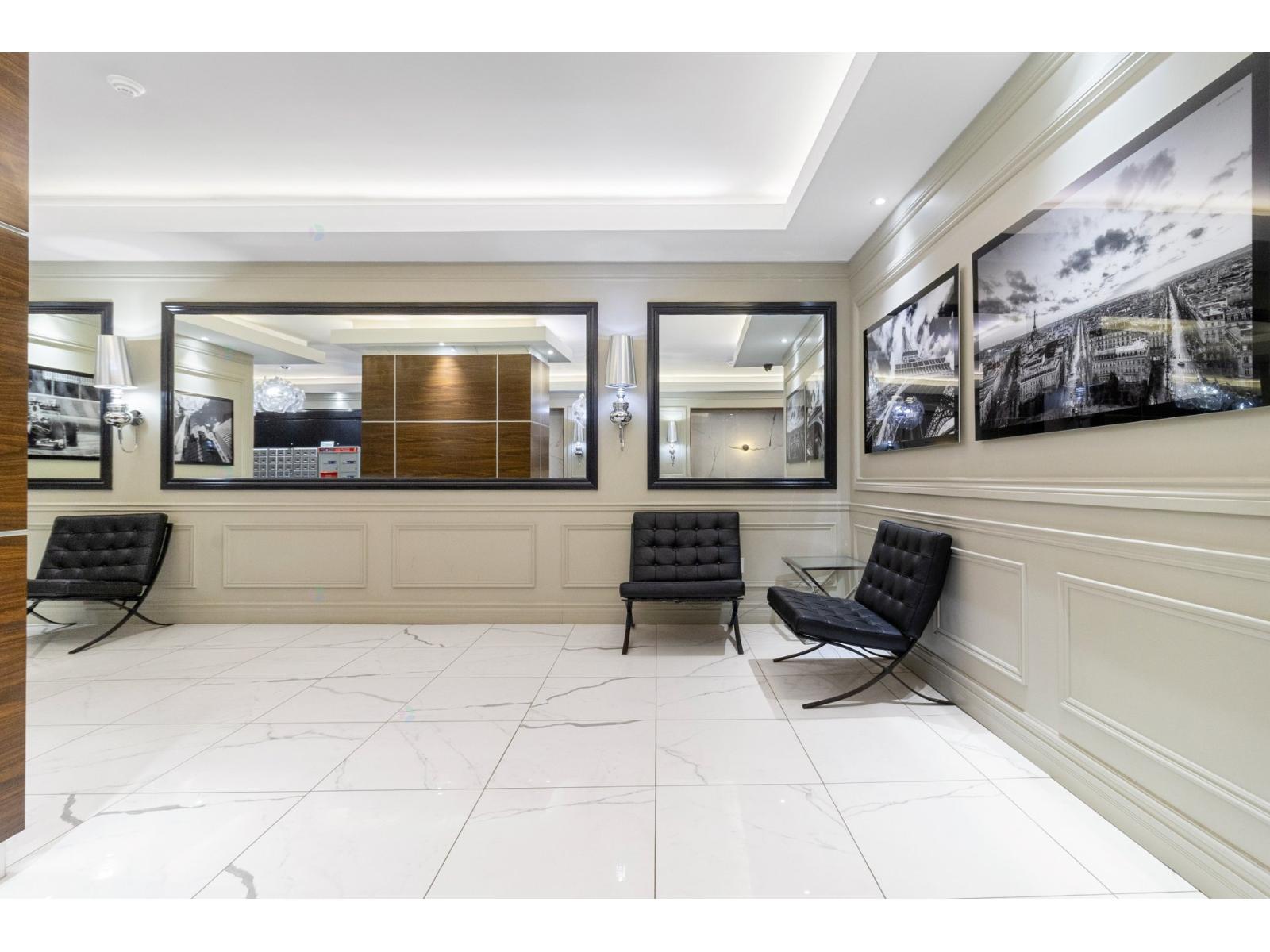51 Place Charles-le Moyne, #1105 Property Photo 6