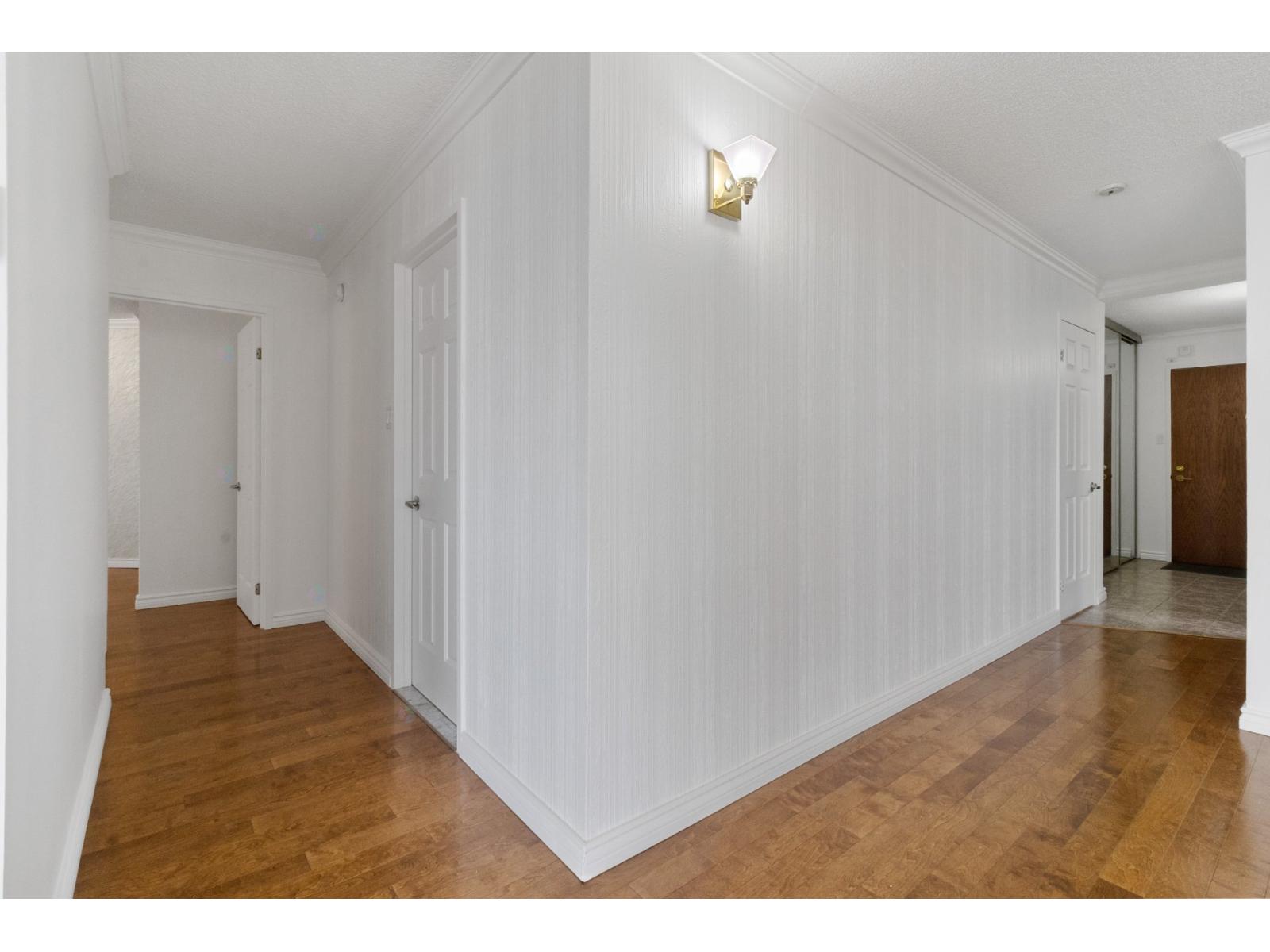 51 Place Charles-le Moyne, #1105 Property Photo 8