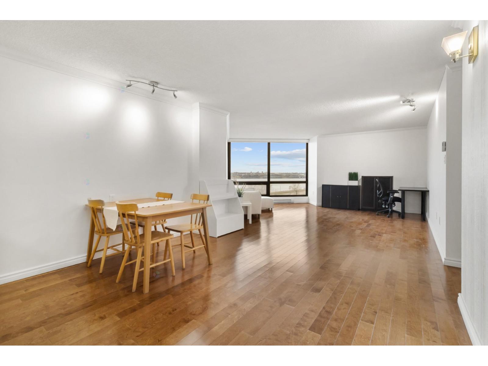 51 Place Charles-le Moyne, #1105 Property Photo 14