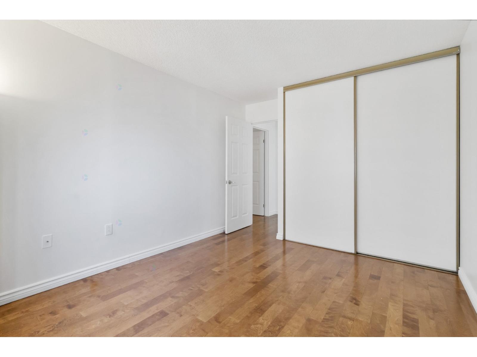 51 Place Charles-le Moyne, #1105 Property Photo 23