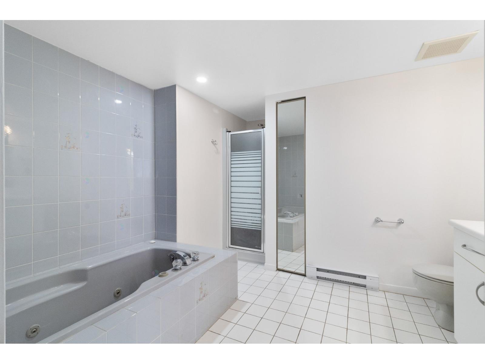 51 Place Charles-le Moyne, #1105 Property Photo 24