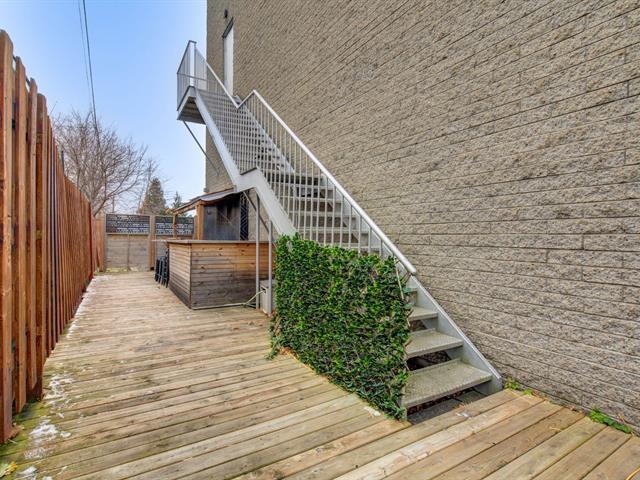 3185 Mtée St-hubert, #202 Property Photo 14