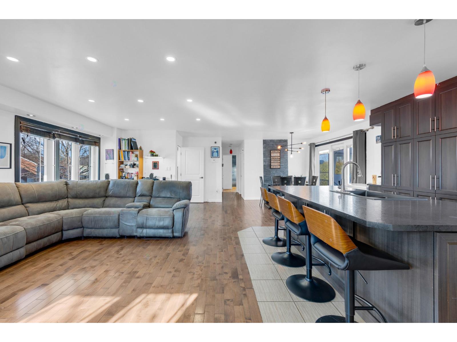 180 Grande-allée Property Photo 8