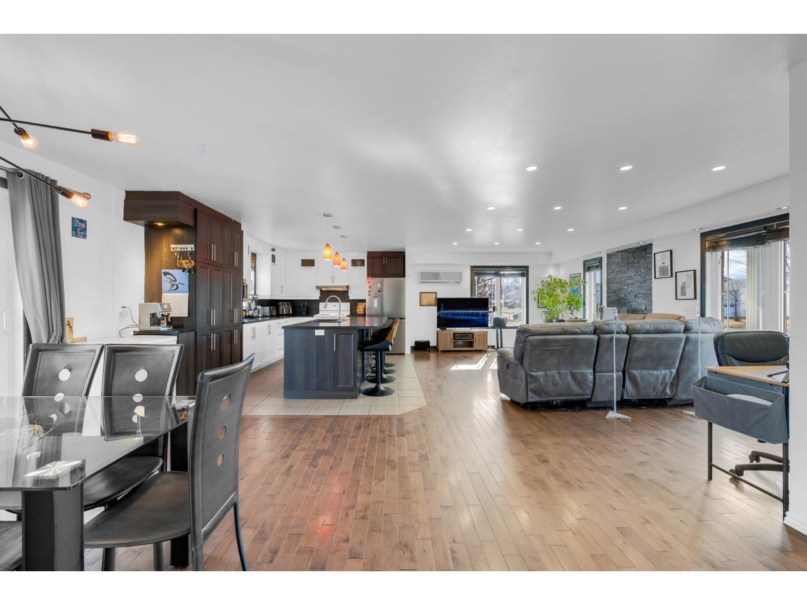 180 Grande-allée Property Photo 11