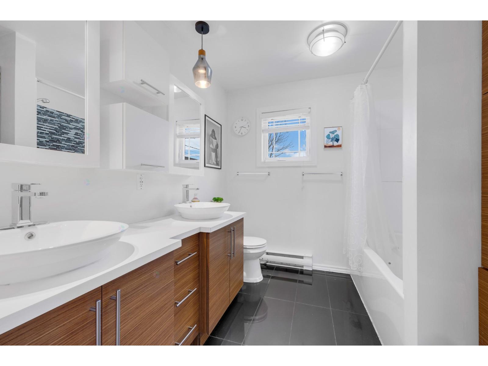 180 Grande-allée Property Photo 12