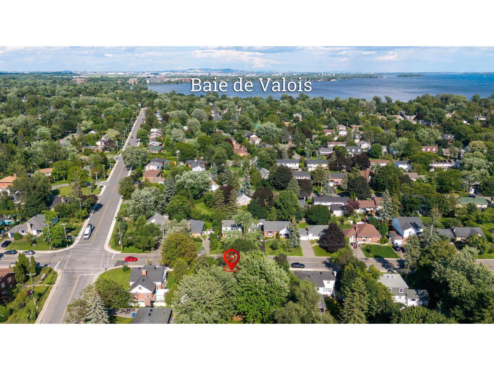 118 Boul. St-jean Property Photo 60