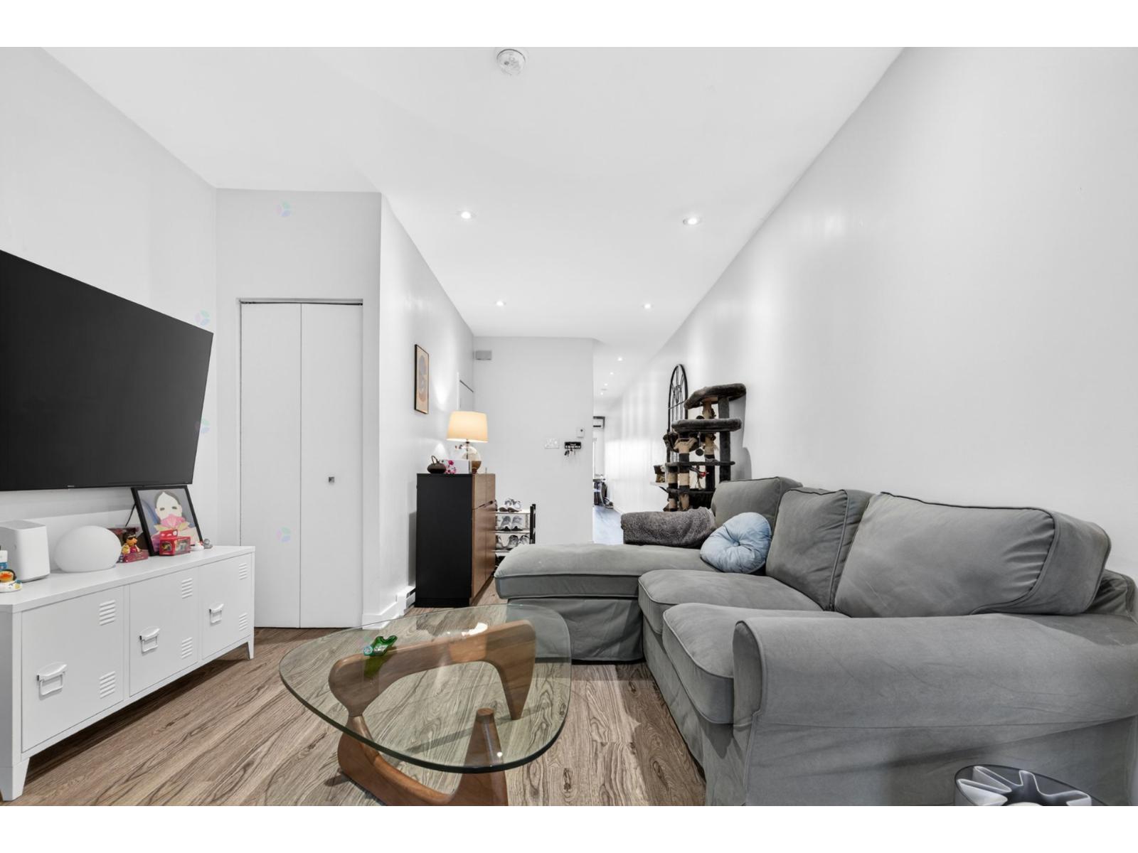 4869 Rue Notre-dame O. Property Photo 5