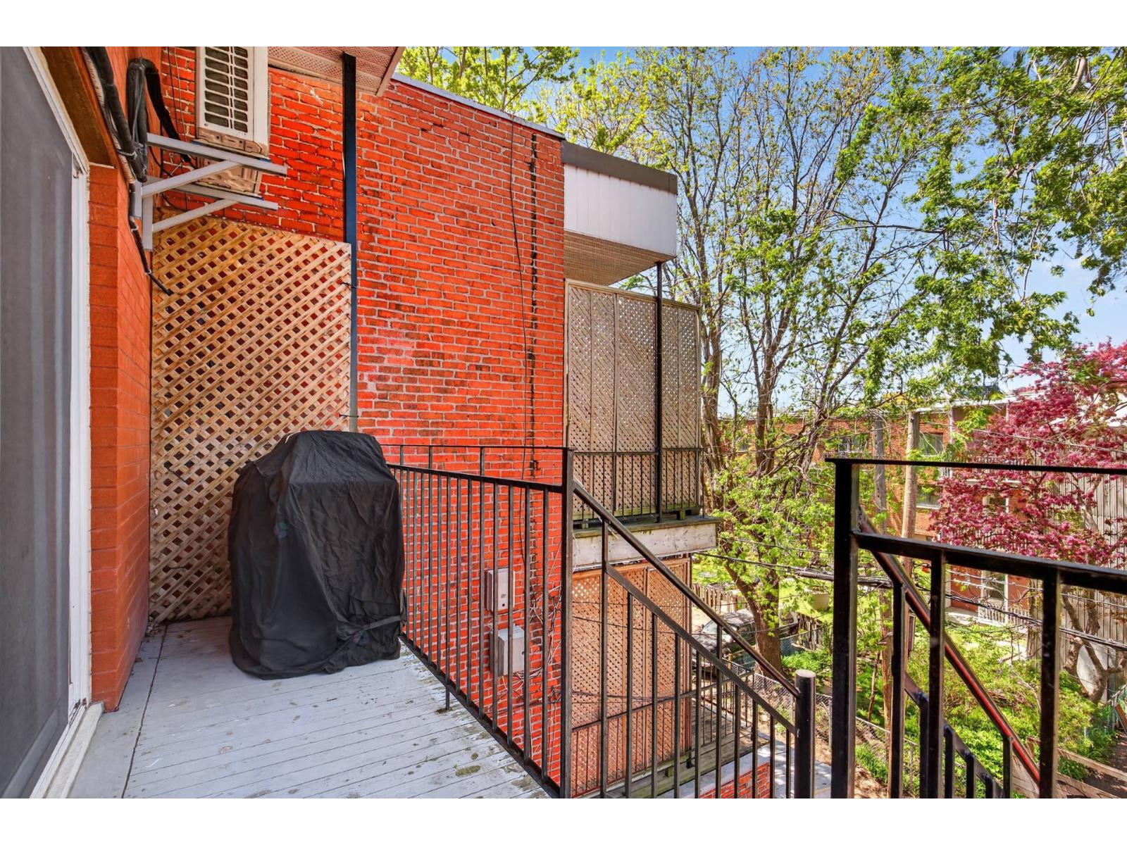 4869 Rue Notre-dame O. Property Photo 11