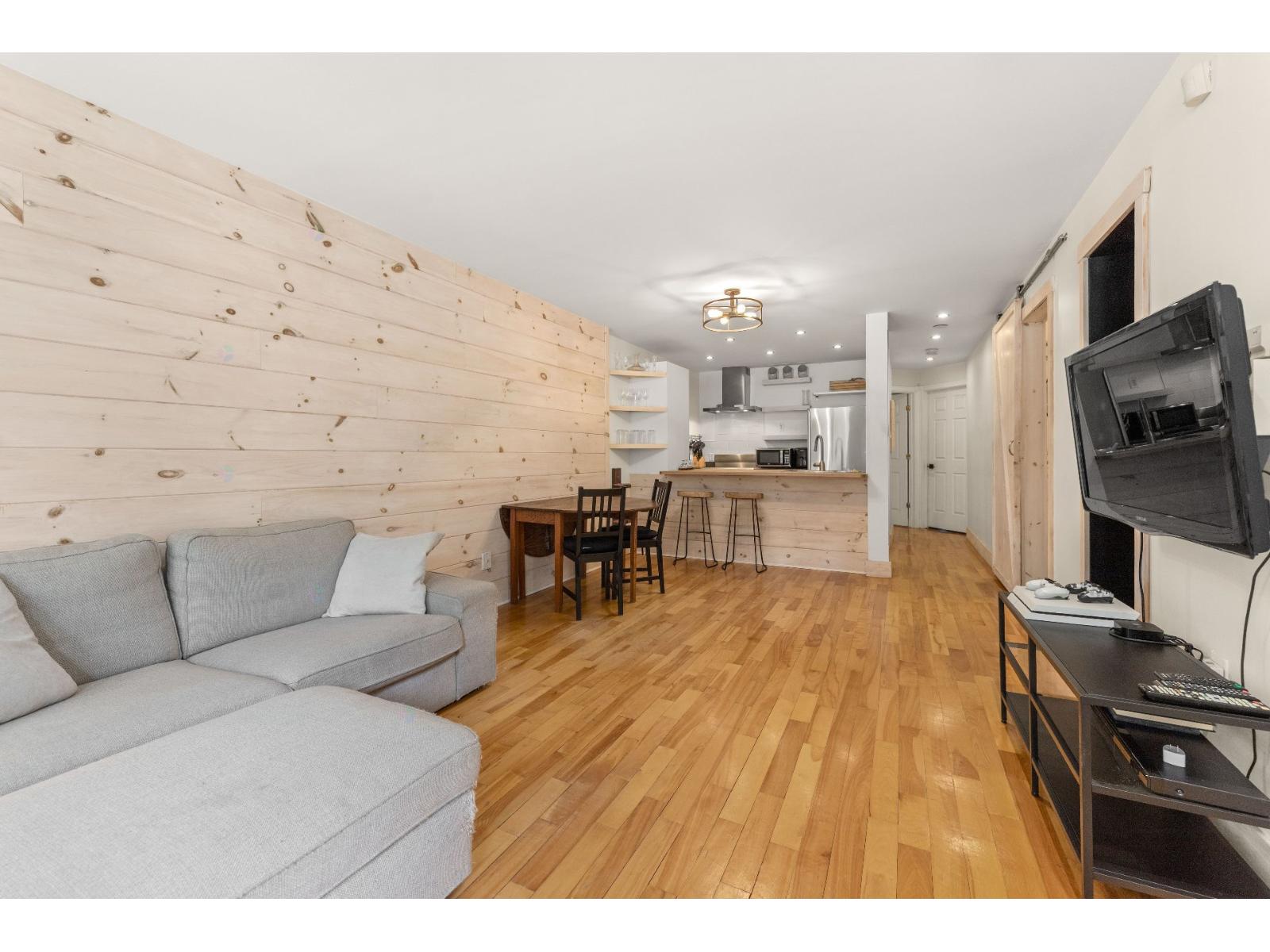 4483 Av. De L'hôtel-de-ville Property Photo 3